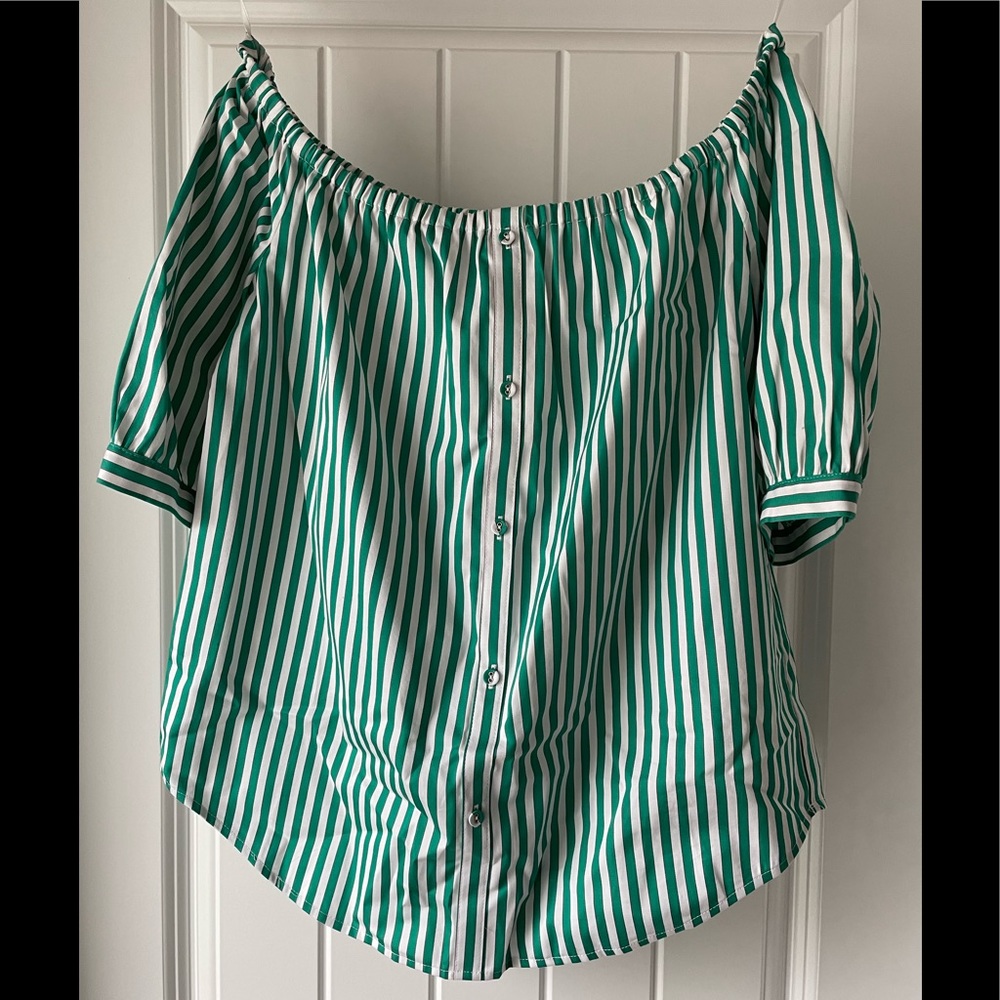 BB Dakota Off-the-shoulder Top